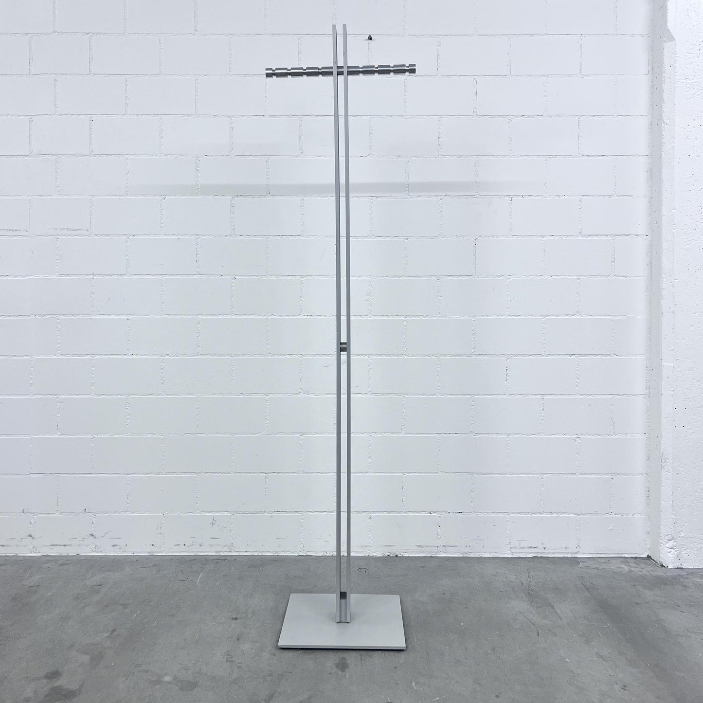 Garderobe, Grau