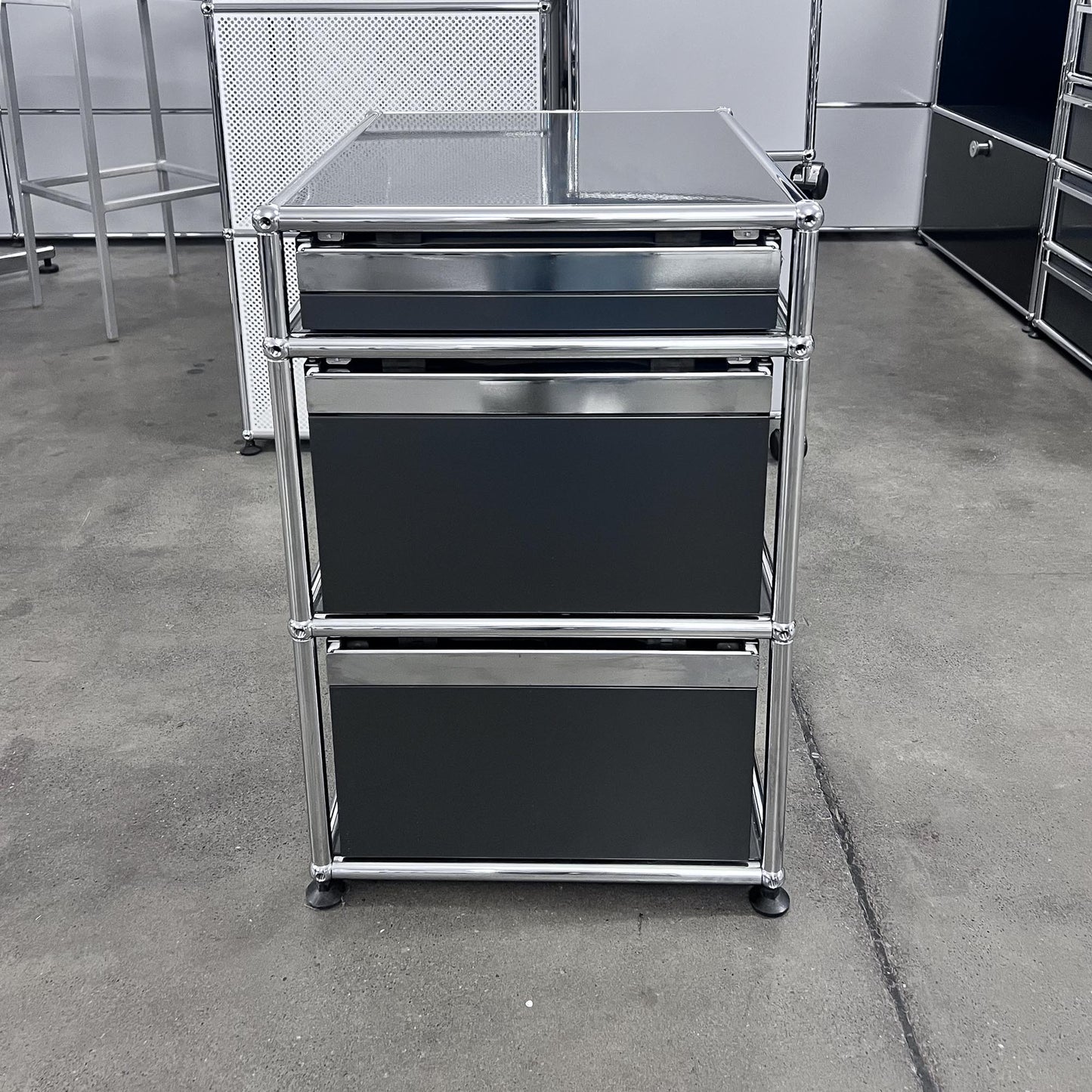 USM Korpus, Anthrazitgrau, A5, A7 Schublade