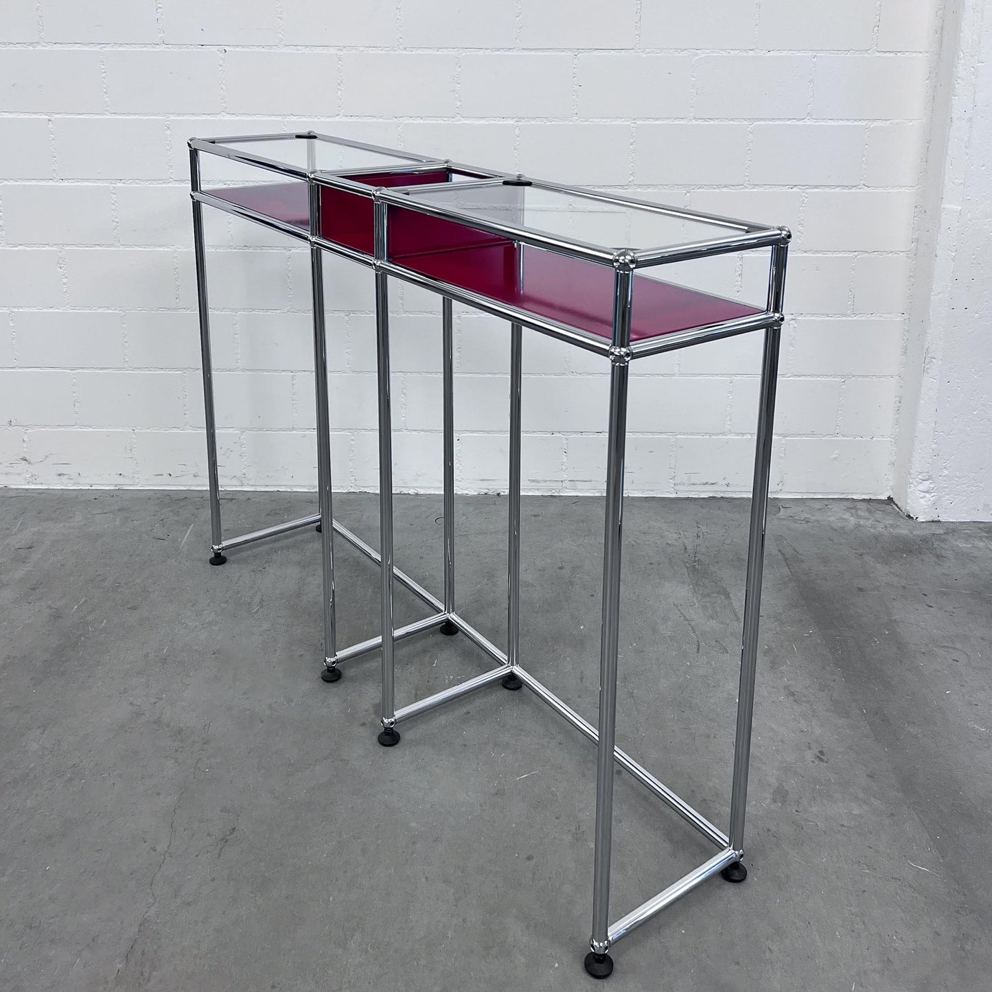 USM Sideboard Konsole, Rubinrot, Glas
