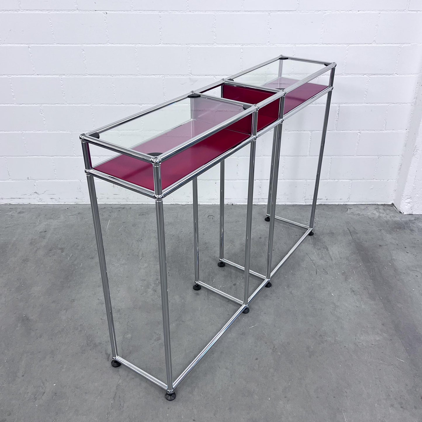 USM Sideboard Konsole, Rubinrot, Glas