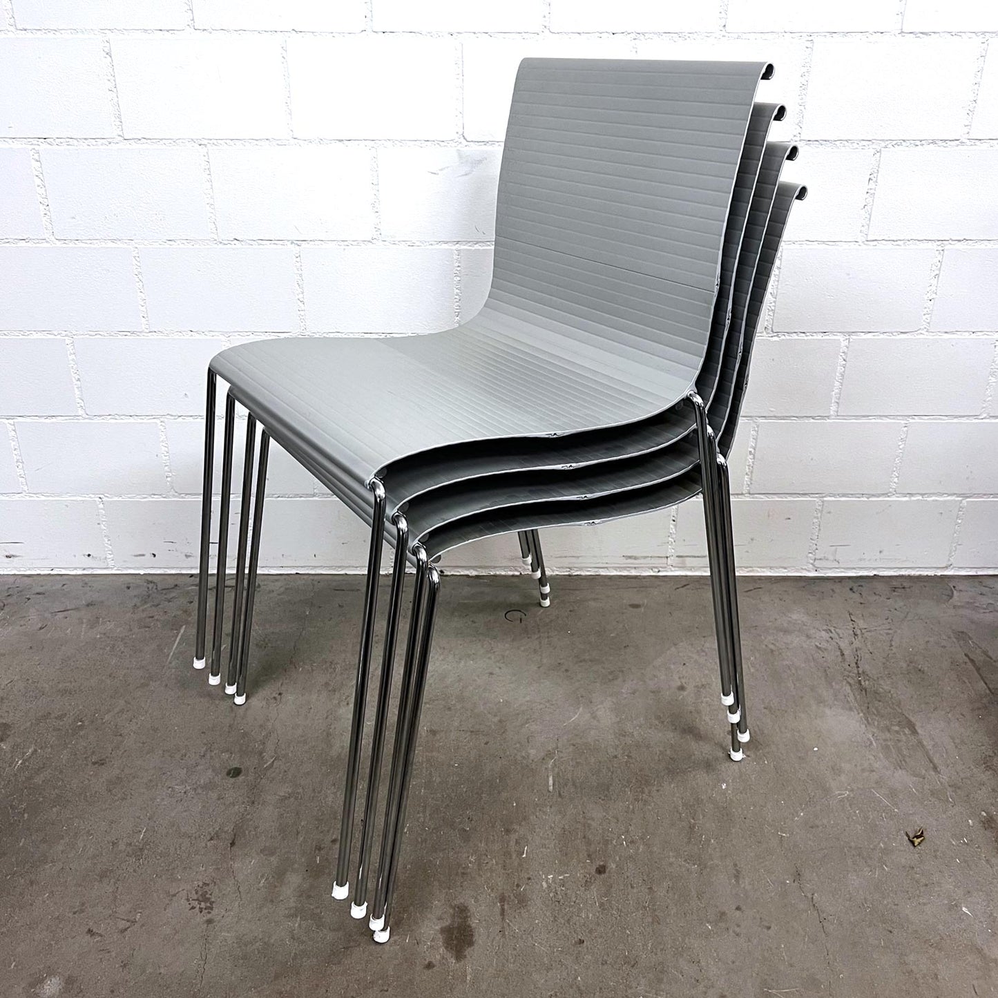 4 Aluminium Stühle, stapelbar