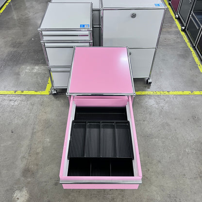 USM Rollkorpus, Rosa, 3 A6 Schubladen, Q1
