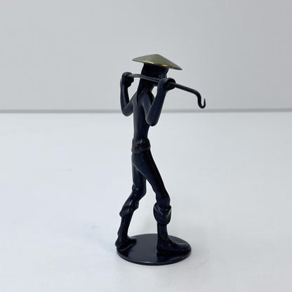 Asiatische Männerfigur