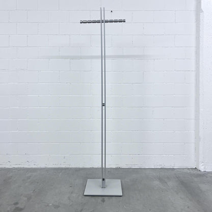Garderobe, Grau
