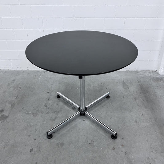 USM Kitos Tisch, rund, 90cm, Eiche schwarz, Q2