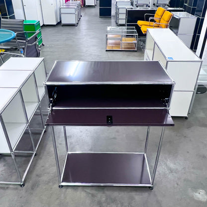 USM Konsole, Braun, Q1