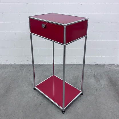 USM Konsole, Rubinrot, Klapptür, 50cm