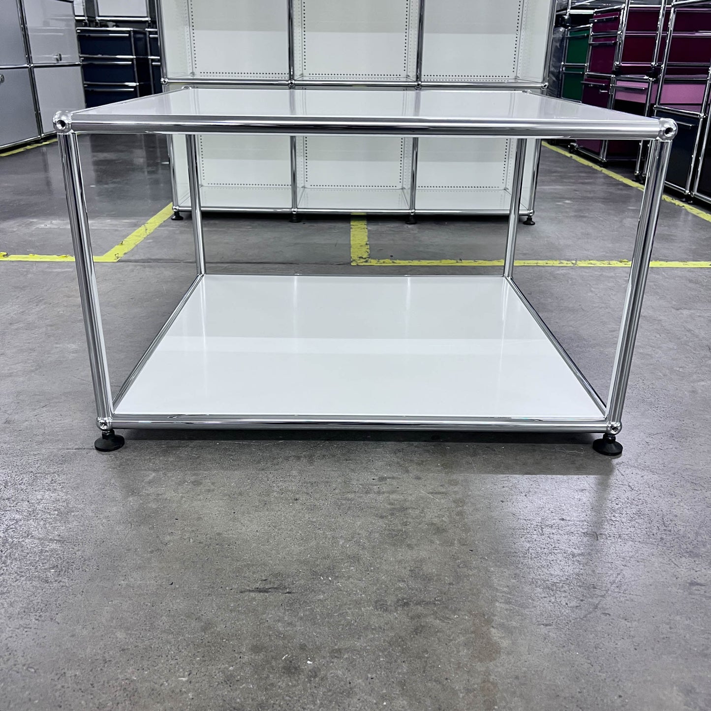 USM Loungetable, Reinweiss, Spezialmass, Q1