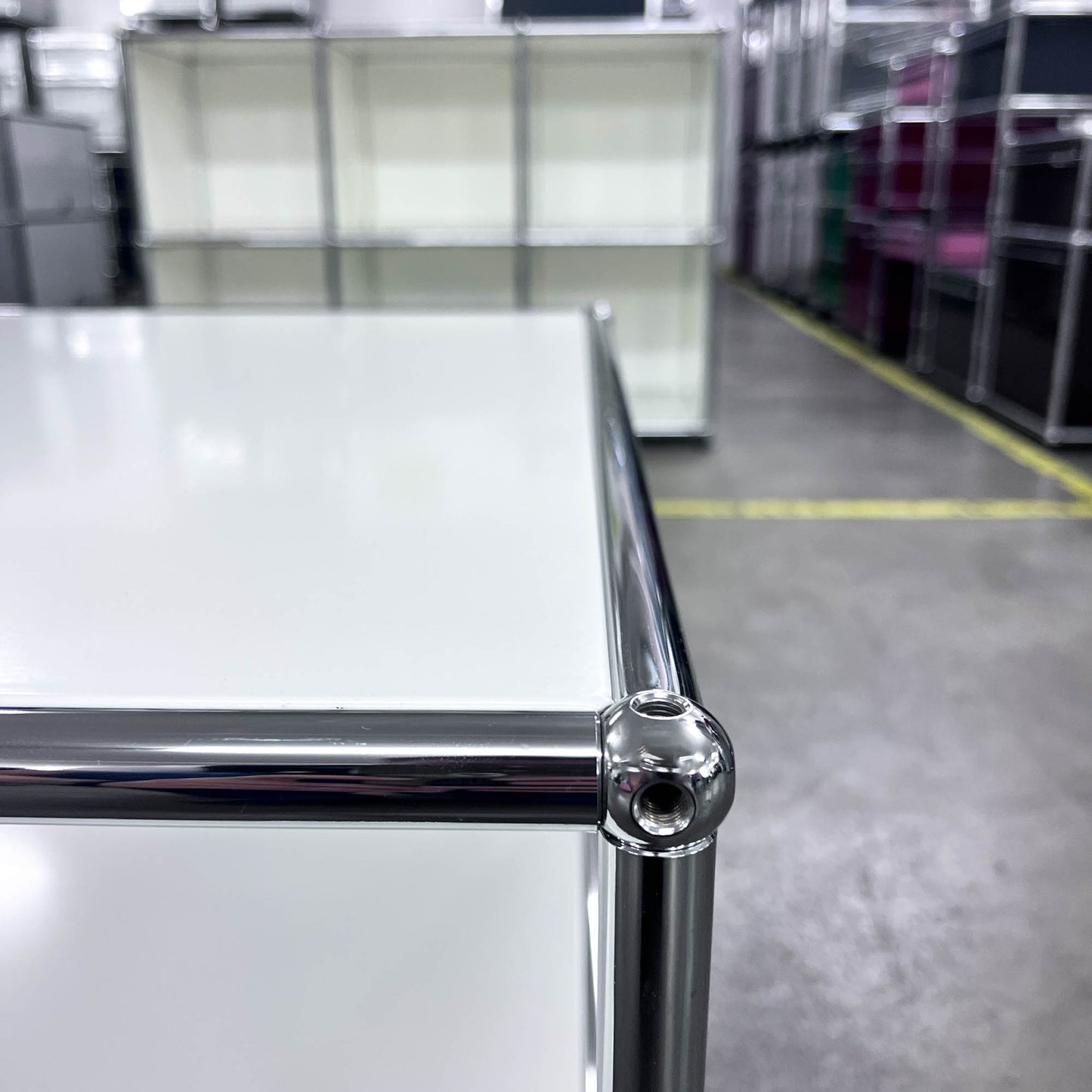 USM Loungetable, Reinweiss, Spezialmass, Q1