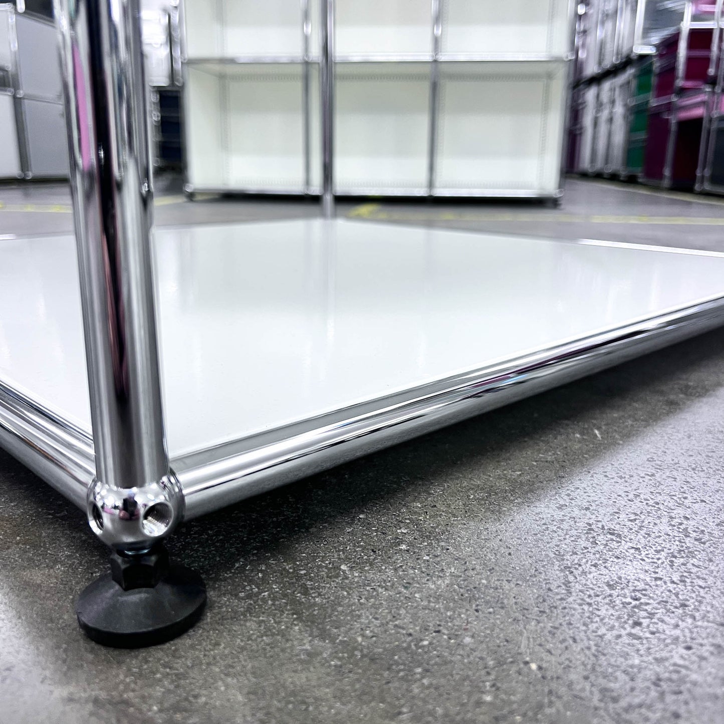 USM Loungetable, Reinweiss, Spezialmass, Q1