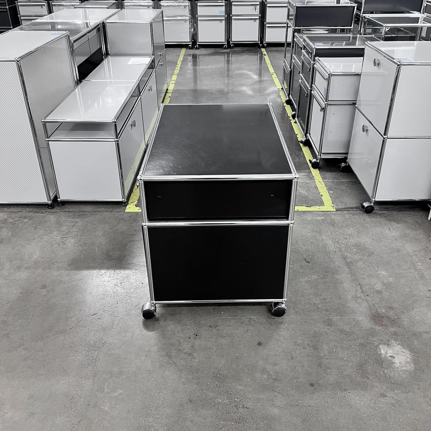 USM Organisationsmöbel, Graphitschwarz, 2 A6 Schubladen, Q3