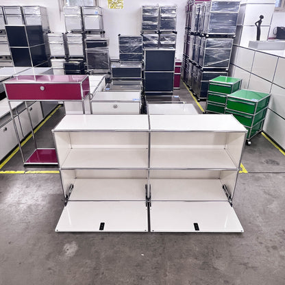 USM Regal, Cremeweiss mit 2 Klapptüren, neuwertig