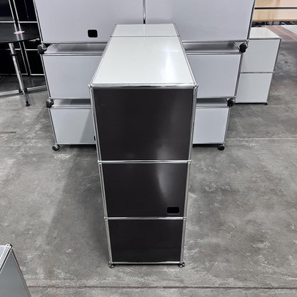 USM Regal, Braun + Reinweiss, 1 Klapptüre, Outlet