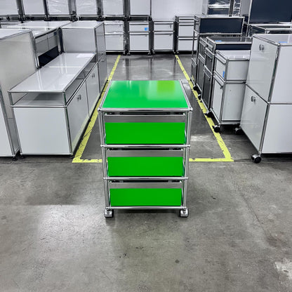 USM Rollkorpus, Grün, 3 A6 Schubladen, Q2