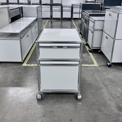 USM Rollkorpus, lichtgrau, A4, A6 Schubladen, Q1