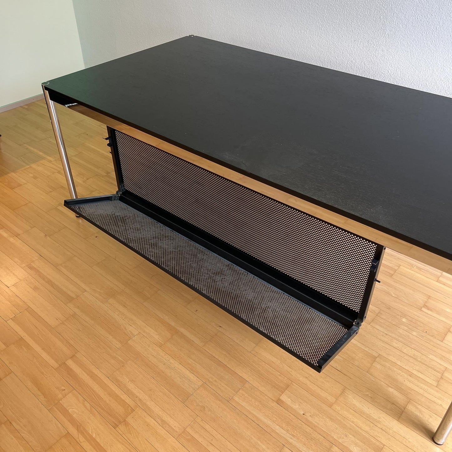 USM Tisch, Eiche Schwarz, 200x100cm
