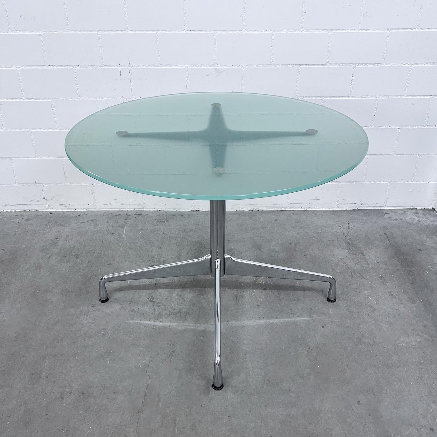 Vitra Eames Segmented Table, Glas, Ø 100cm